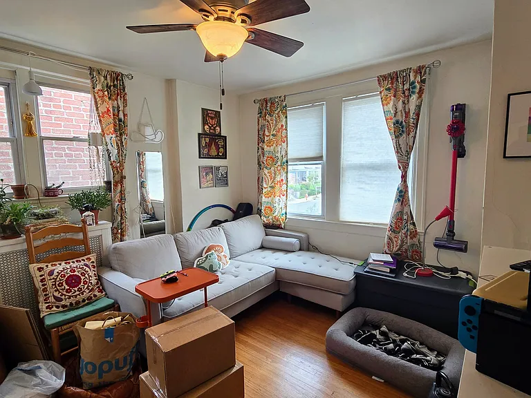 3373 Vaux St — Photo 17