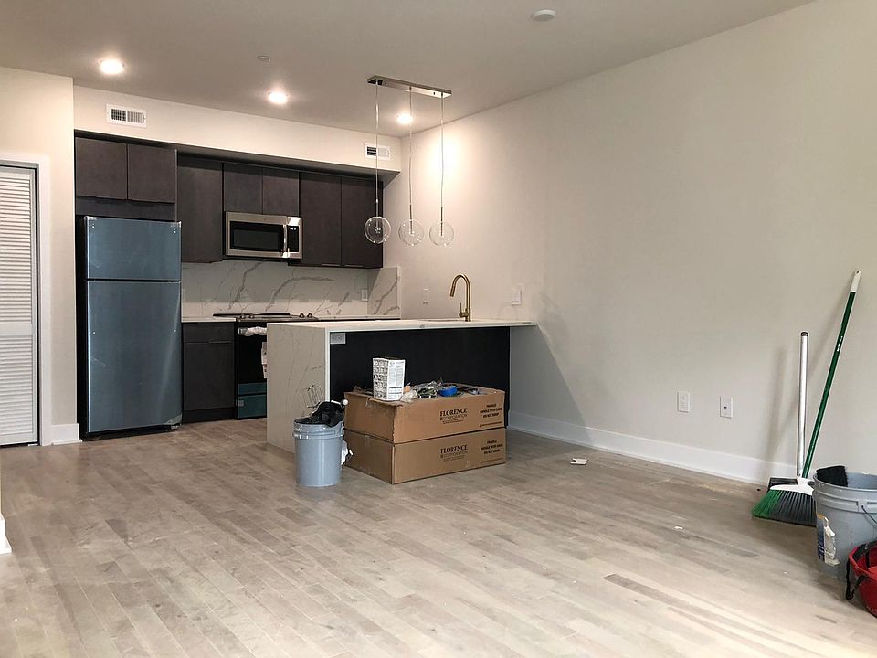 1st image of 1518 N 18th St #4