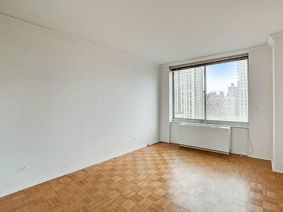 4th image of 404 E 79th St APT 20E