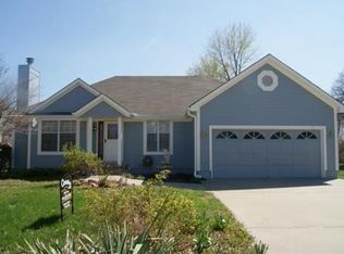 314 NE Leann Dr, Blue Springs, MO 64014