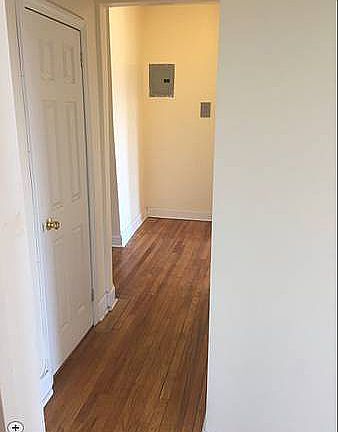 4th image of 91 E 208th St APT 4L