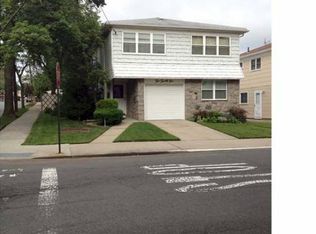 221 Warwick Ave, Staten Island, NY 10314