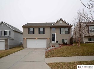 19610 Gail Ave, Omaha, NE 68135