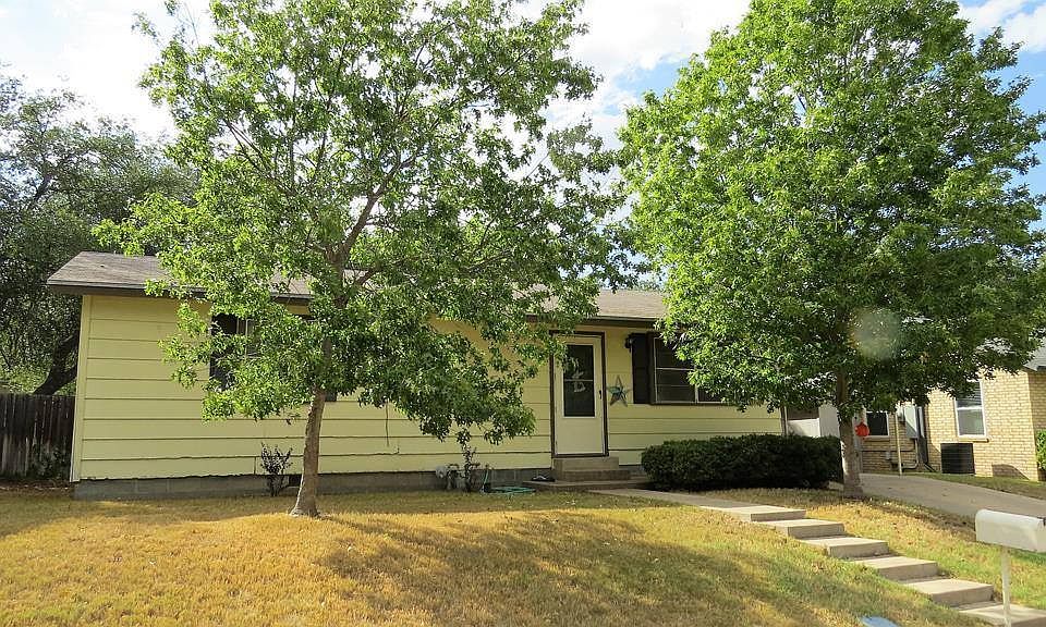 206 Hudspeth St, Sonora, TX 76950 Zillow