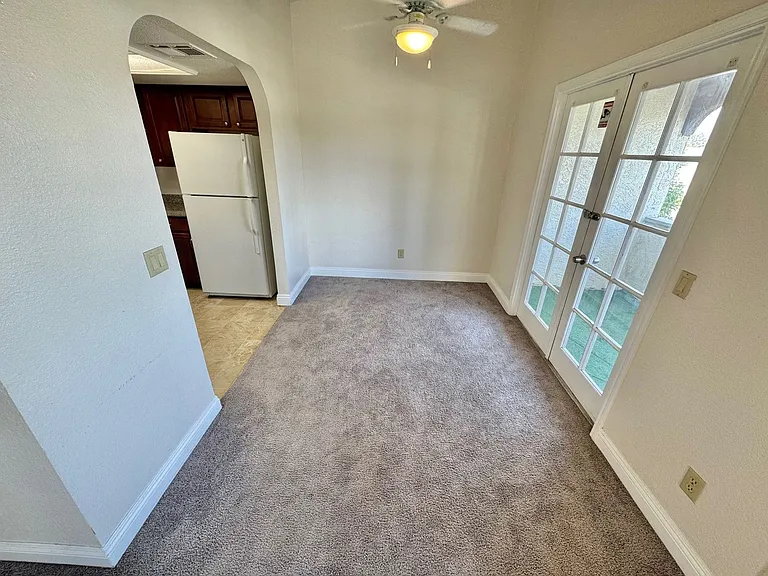 811 Bass Dr #C — Photo 3