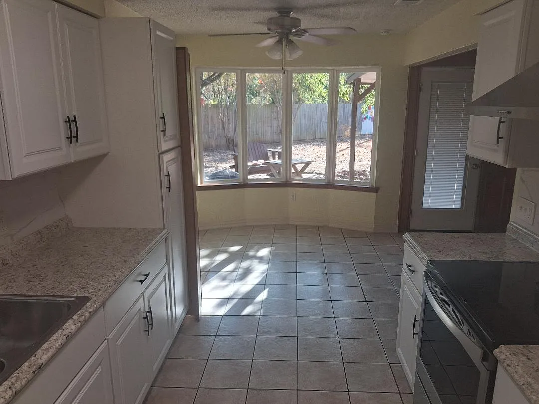 3 bed, 1546 sqft, $1,950 — Photo 3