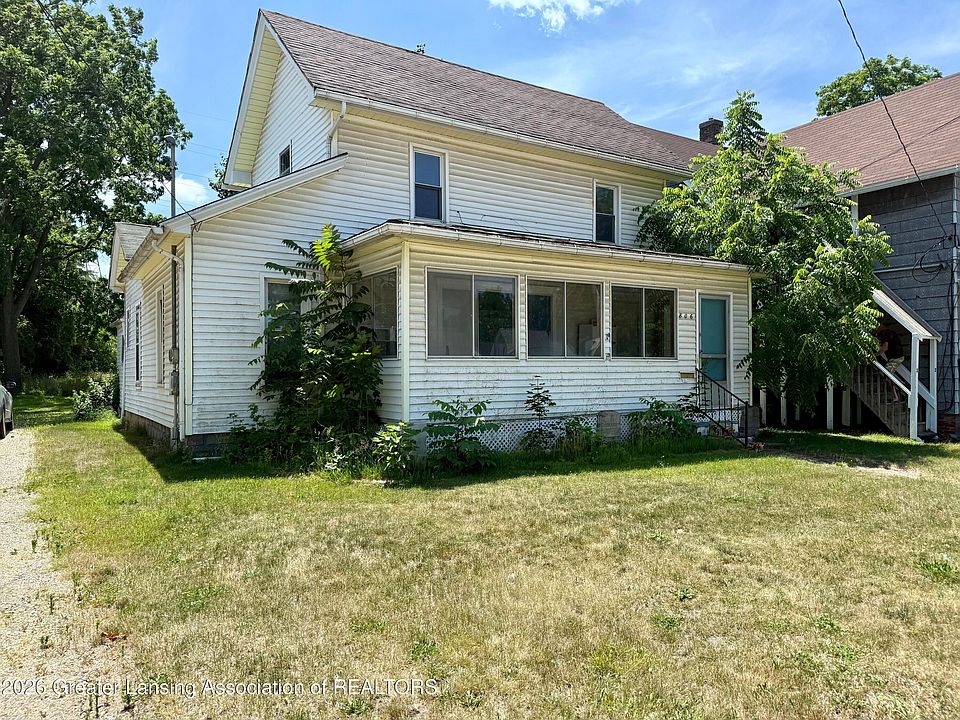 1st image of 806 Corunna Ave