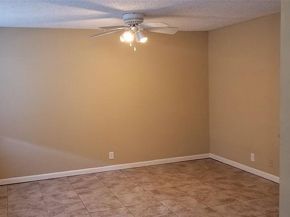 3rd image of 11002 Hammerly Blvd APT 13