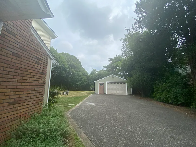 19 W End Ave — Photo 37