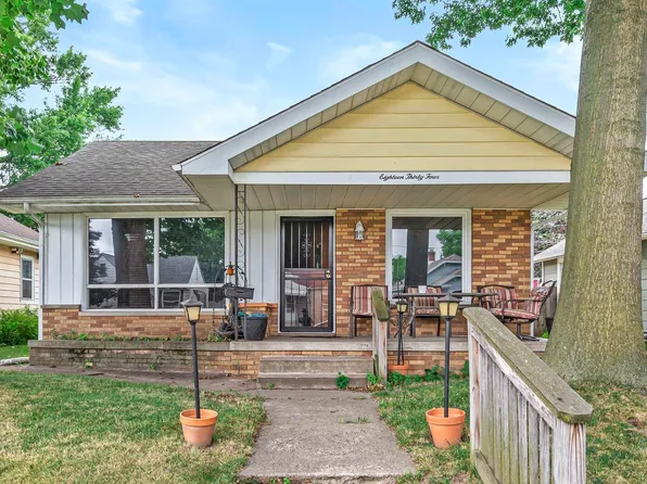 1834 E Bowman St, South Bend, IN 46613