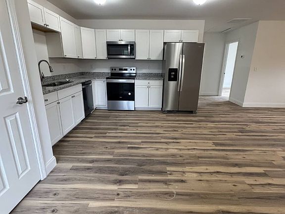5th image of 189 Quinn Hill Ln