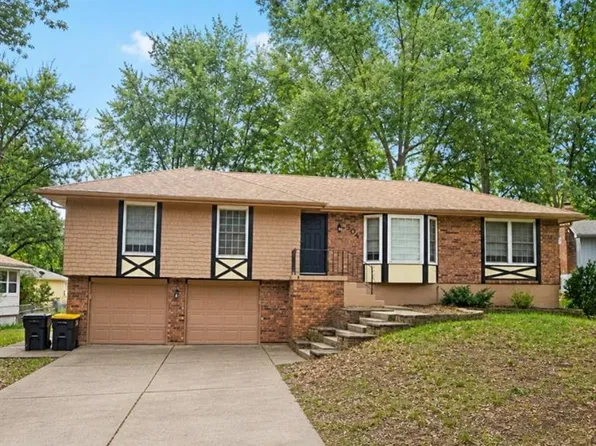 504 NE Johnston Dr, Blue Springs, MO 64014