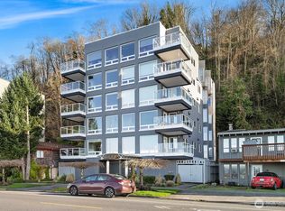1402 Alki Ave SW APT 402, Seattle, WA