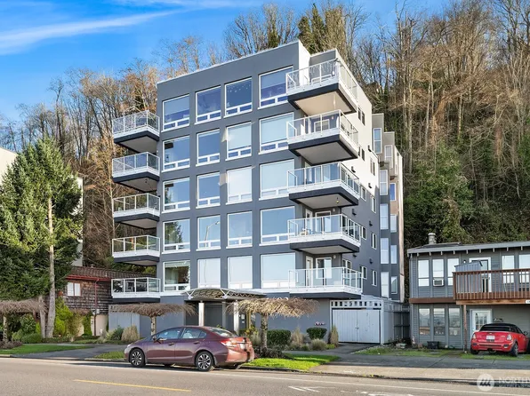 1402 Alki Avenue SW #402, Seattle, WA 98116