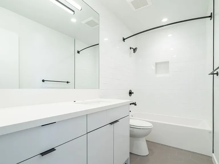 6120 Eleanor Ave — Photo 10