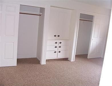 5th image of 153 N Park Dr