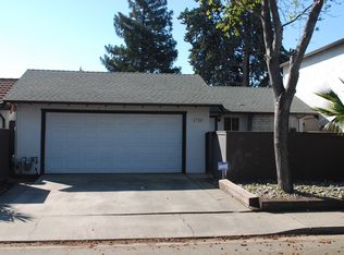 2728 Barcelona Dr, Modesto, CA