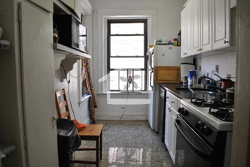 2nd image of 1267 Commonwealth Ave APT 008