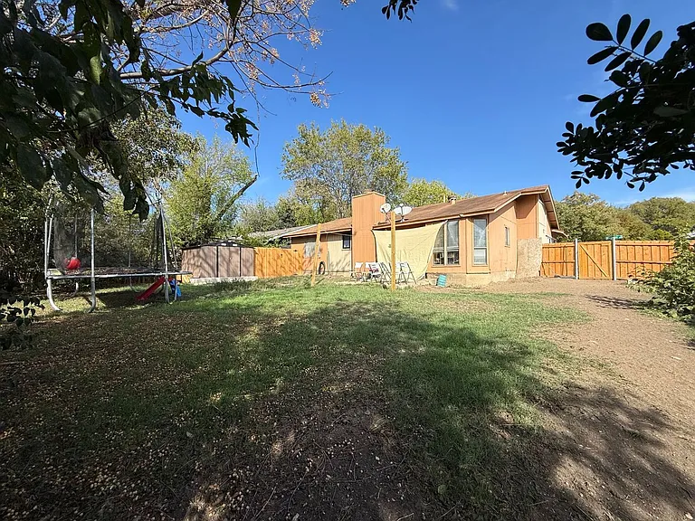 4509 Southwest Dr — Photo 6