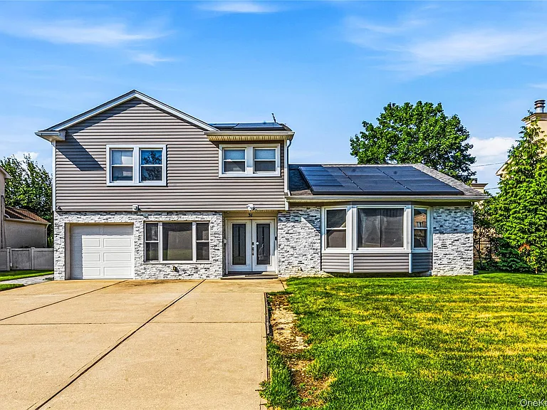 31 Sutton Hill Ln — Photo 5