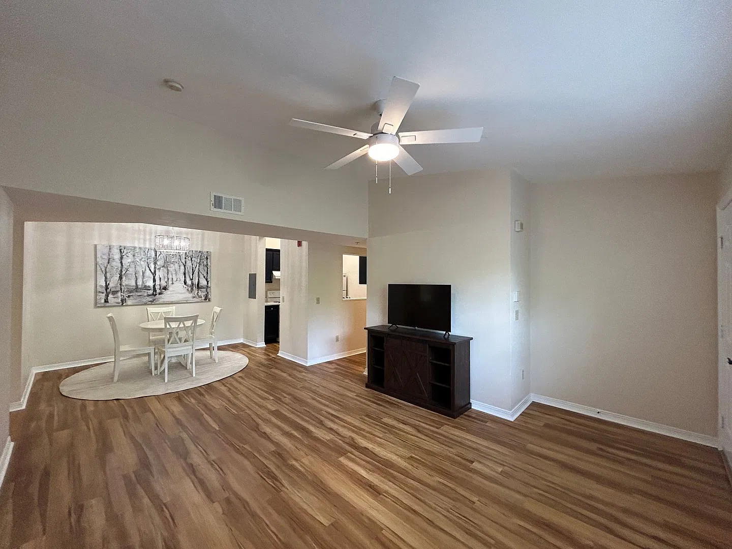 2360 SW Archer Rd, Apt 1012 Gainesville - Campus Edge — Photo 2