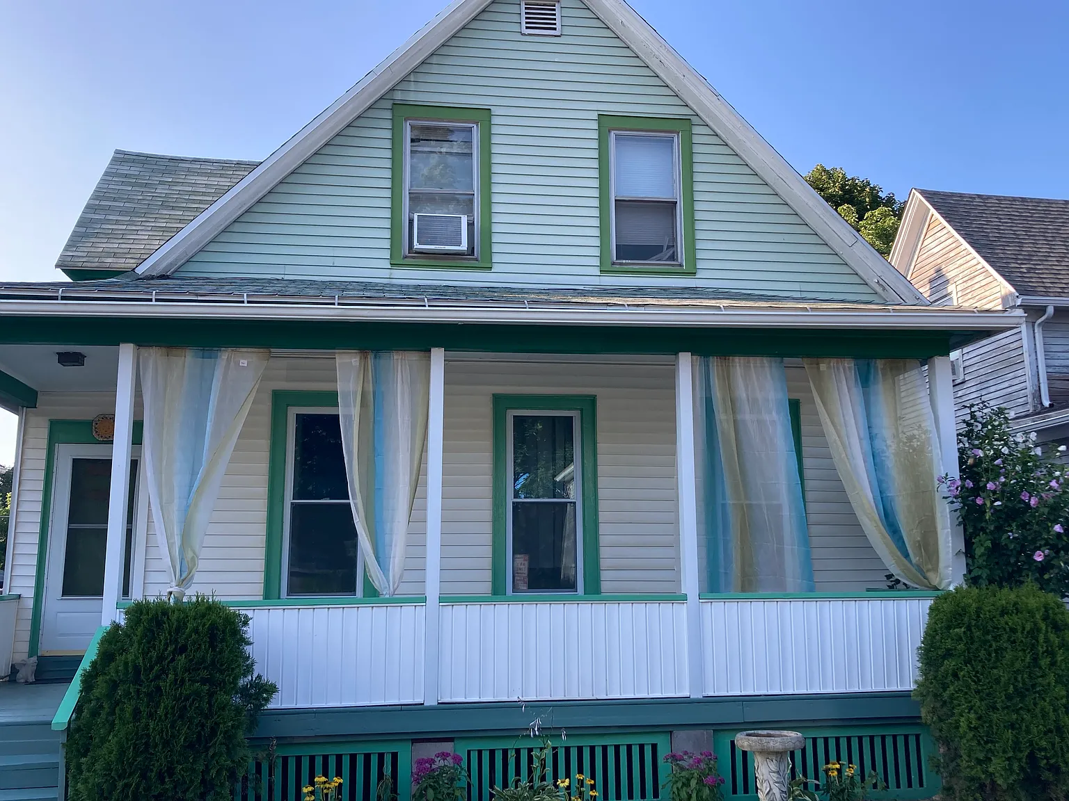 3 bed, 1665 sqft, $1,975 — Photo 1