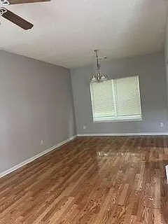 4 bed, 2.5 bath, $1,750 — Photo 2