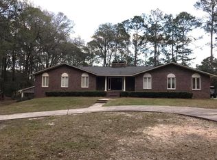 1700 Tanglewood Dr, Douglas, GA 31533