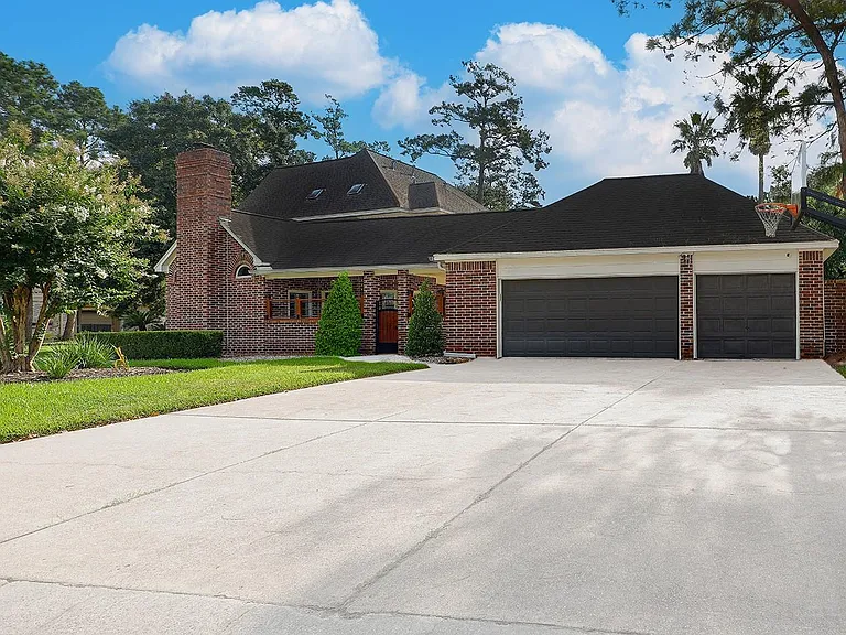 2 Silverstrand Pl — Photo 4