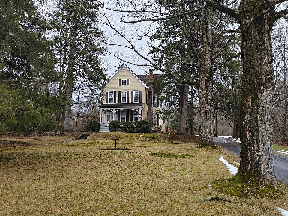2nd image of 141 S Melcher St