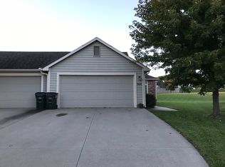 800 Morning Dove Ct, Lawrence, KS 66049