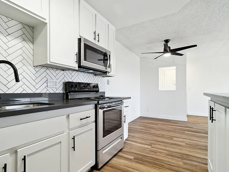 Kitchen Backsplash
