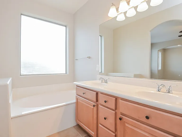 113 W Camino Rio Cebolla — Photo 12