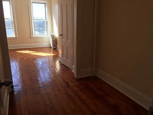 Rented by Realty Collective | media 4