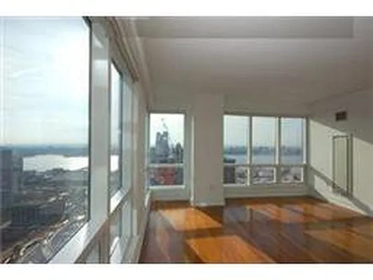 Rented by Douglas Elliman | media 17
