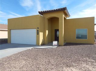 600 Rifton St, Horizon City, TX 79928