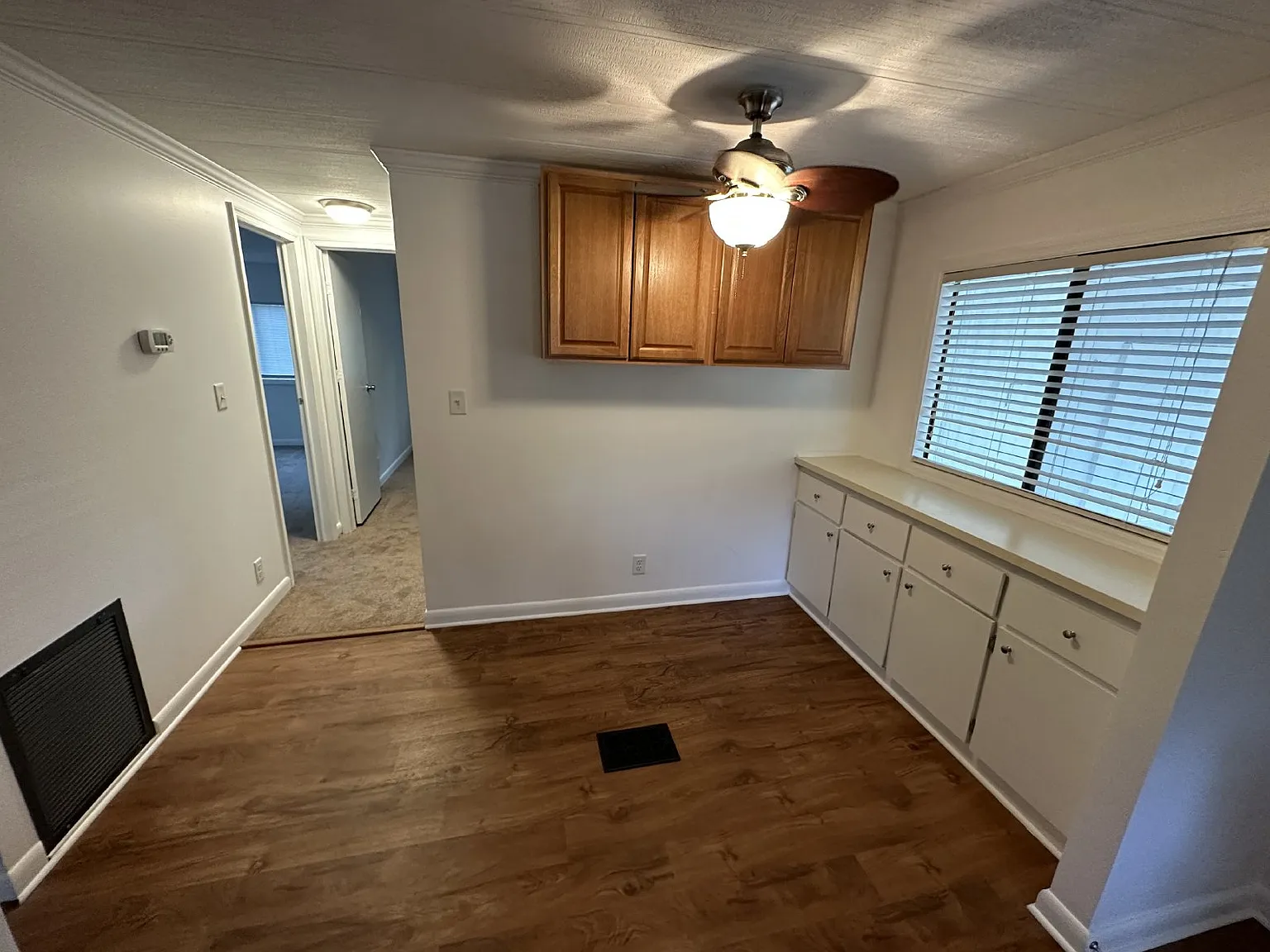2 bed, 2.0 bath, 864 sqft, $1,450 — Photo 3