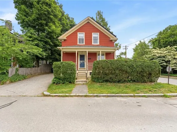 271 Highland Ave, Providence, RI 02906