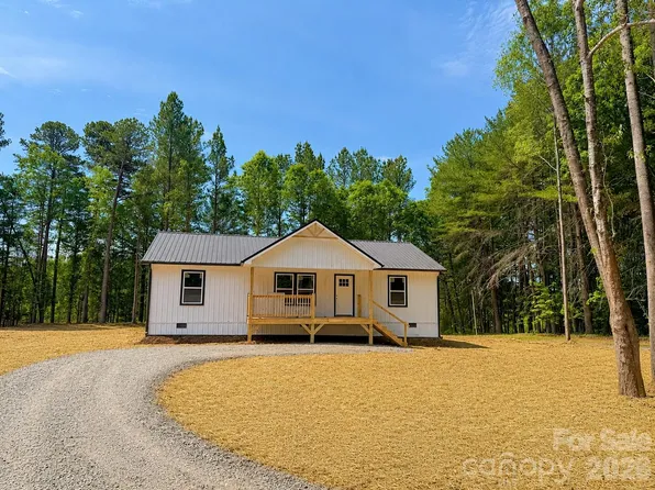2918 Ivory Pl, Granite Falls, NC 28630