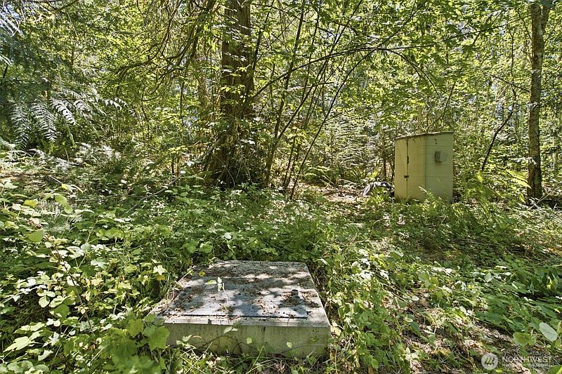 5th image of 3009 Whiteman Road SW