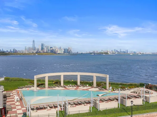 208 Shearwater Ct West image 30 of 44