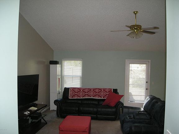 3rd image of 8749 Bandera Cir N