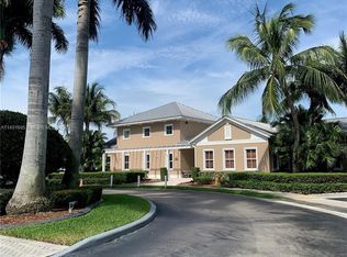 10771 NW 76th Ln, Doral, FL 33178