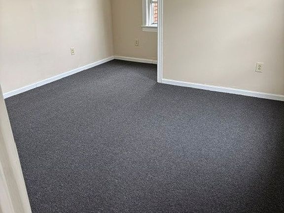 5th image of 268 S 2nd St APT 1