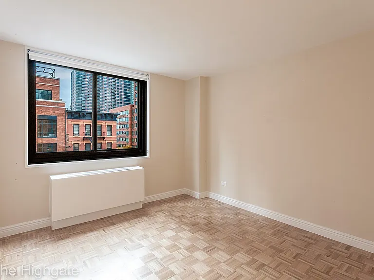182 E 95th St #6B — Photo 3