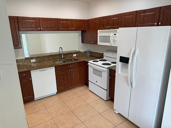 3rd image of 8250 SW 27th St #104