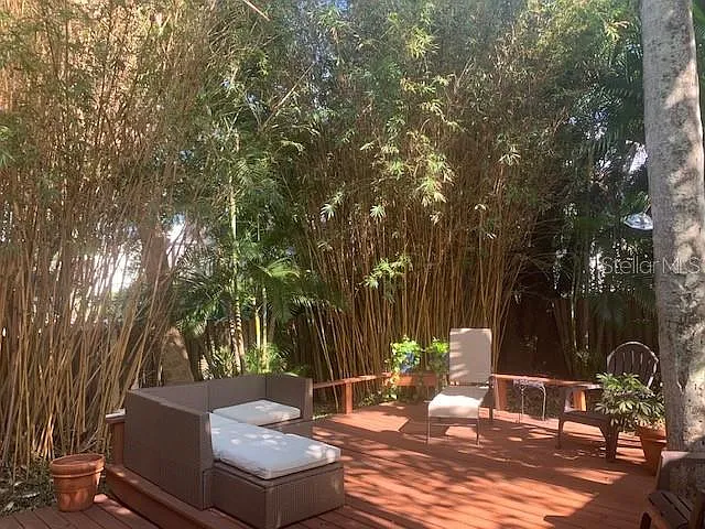 2916 W Bay Court Ave — Photo 24