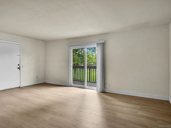 4th image of 10210 Peaceful Ct