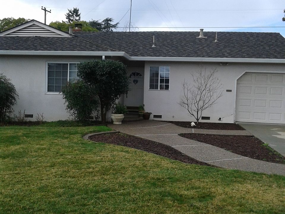 1st image of 2641 Thrasher Ln
