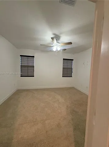 135 SW 171st Ln — Photo 8